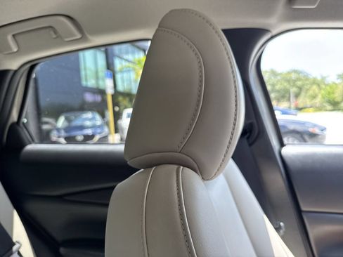 Certified 2024 MAZDA CX-30 AWD 2.5 S w/ Preferred Package image 20