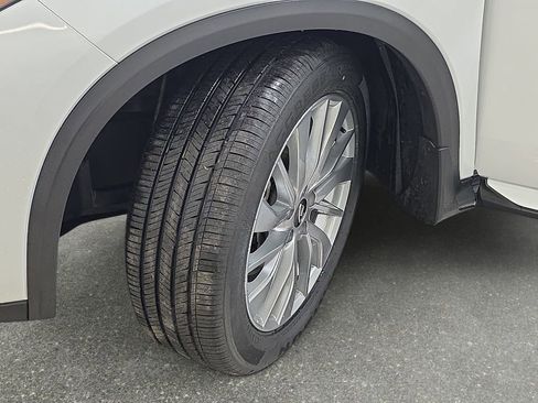 Certified 2023 INFINITI QX50 Luxe AWD/4WD image 29