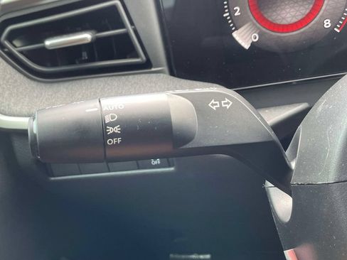 Used 2026 Nissan Kicks SV FWD image 22