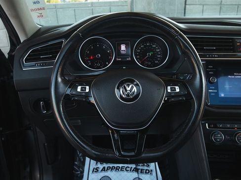 Used 2019 Volkswagen Tiguan SE w/ Panoramic Sunroof Package image 20