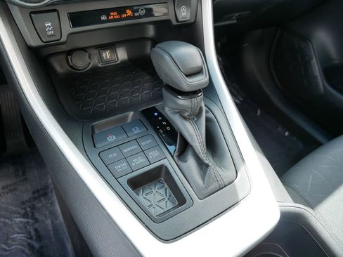 Certified 2025 Toyota RAV4 XLE AWD/4WD image 22