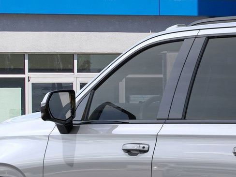 New 2026 Chevrolet Suburban RST w/ RST Capability Package image 13