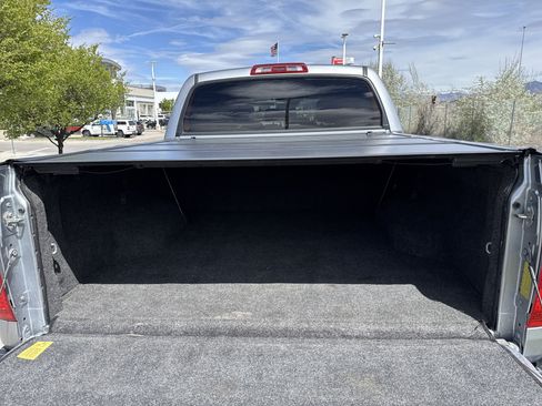 Used 2019 Toyota Tundra Platinum image 25