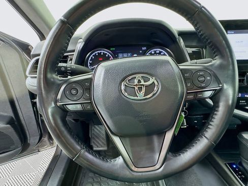 Used 2023 Toyota Camry SE w/ Cold Weather Package AWD/4WD image 11