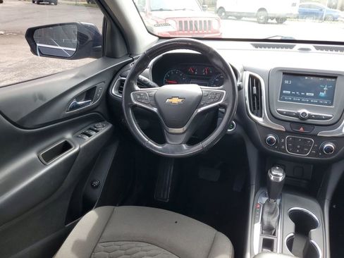 Used 2020 Chevrolet Equinox LT FWD image 12