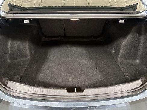 Used 2020 Chevrolet Malibu LS FWD image 23