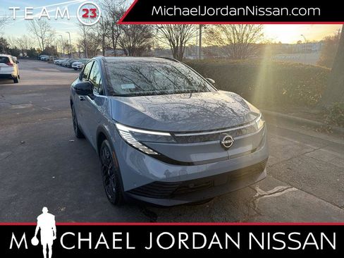 New 2026 Nissan Leaf Platinum+ w/ Cargo Package (Platinum+) image 1