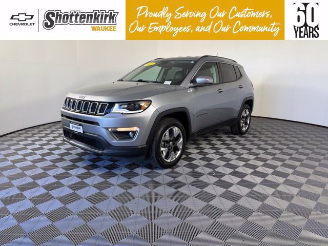 Used 2018 Jeep Compass Limited w/ Navigation Group AWD/4WD image 1