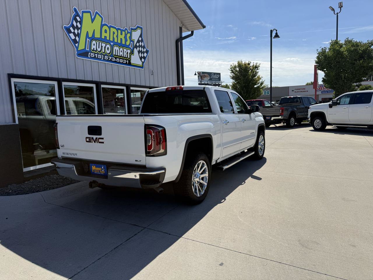Used 2018 GMC Sierra 1500 SLT AWD/4WD image 6