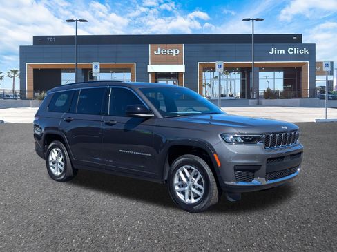 New 2025 Jeep Grand Cherokee L Laredo image 1