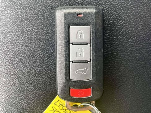 Used 2024 Mitsubishi Eclipse Cross SE AWD/4WD image 4