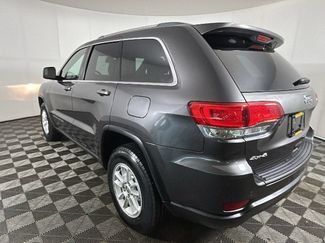 Used 2019 Jeep Grand Cherokee Laredo AWD/4WD video 5