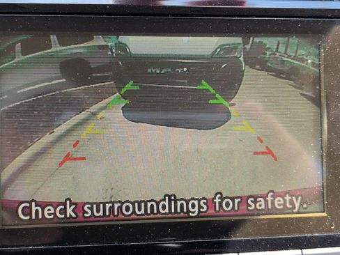 Used 2017 Nissan Rogue SV FWD image 21