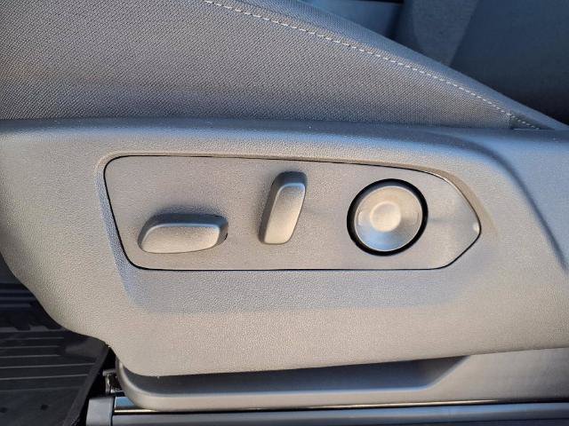 New 2026 Chevrolet Silverado 1500 RST AWD/4WD image 17