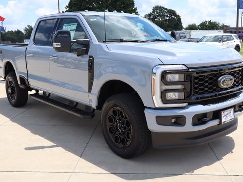 New 2025 Ford F350 Lariat w/ Black Appearance Package image 3