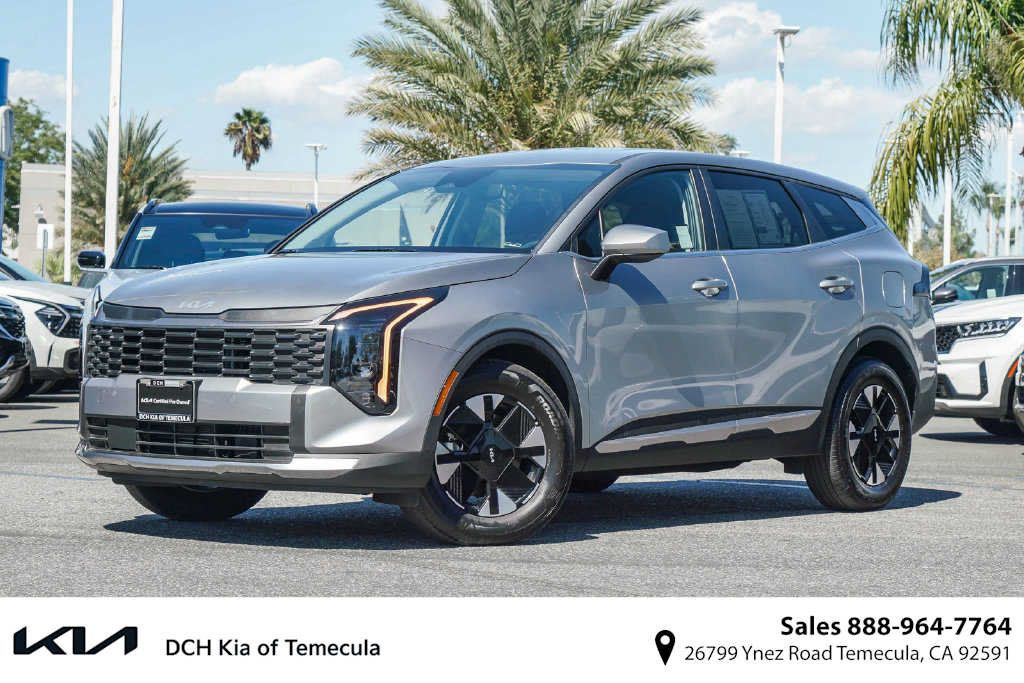 Certified 2026 Kia Sportage LX FWD image 1