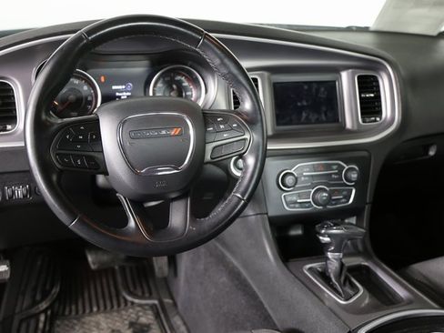 Used 2022 Dodge Charger SXT image 9