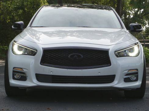 Used 2016 INFINITI Q50 3.0t Premium w/ Driver Assistance Package AWD/4WD image 2