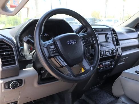Used 2019 Ford F550 2WD Crew Cab Super Duty image 19