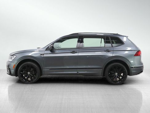 Used 2020 Volkswagen Tiguan SE R-Line image 2