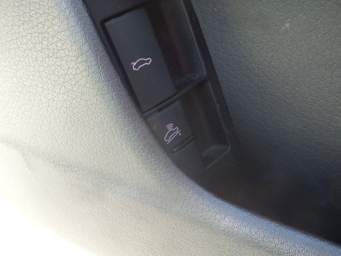 Used 2005 Audi S4 Cabriolet image 7