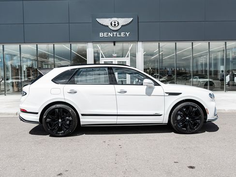New 2026 Bentley Bentayga Speed AWD/4WD image 14