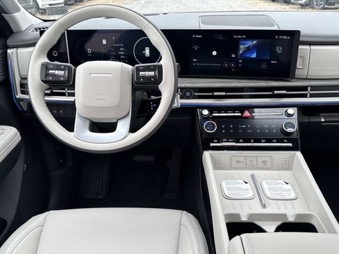 New 2026 Hyundai Santa Fe Calligraphy image 2