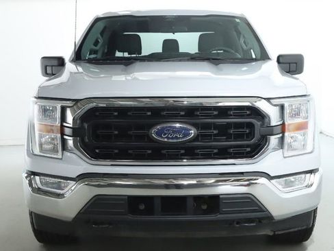 Used 2022 Ford F150 XLT image 11