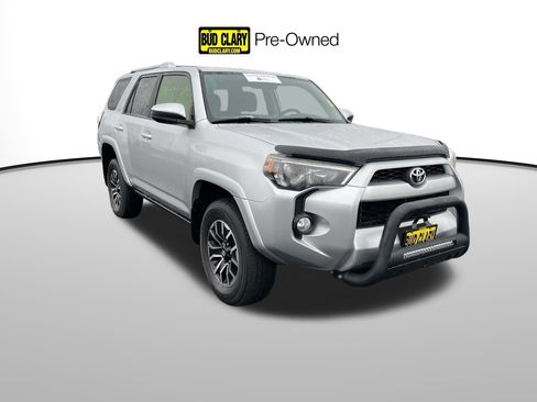Certified 2018 Toyota 4Runner SR5 image 1