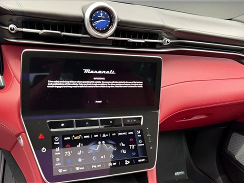 Used 2023 Maserati Grecale Modena AWD/4WD image 16