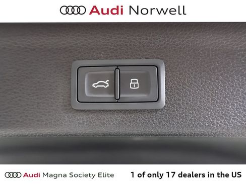 Certified 2022 Audi Q3 2.0T Premium Plus w/ Premium Plus Package AWD/4WD image 16