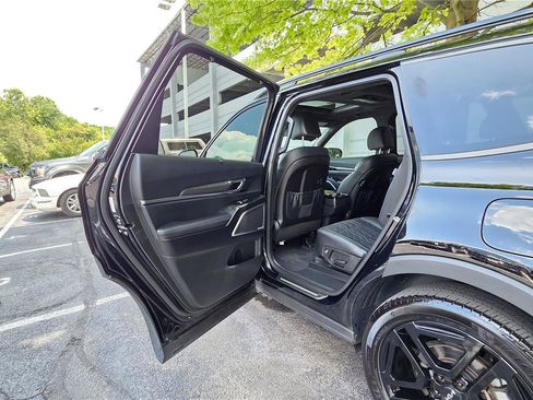 Certified 2024 Kia Telluride SX Prestige X-Line AWD/4WD image 29