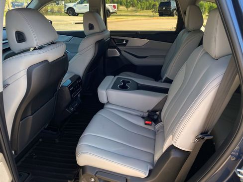 Used 2026 Acura MDX w/ Technology Package FWD image 26