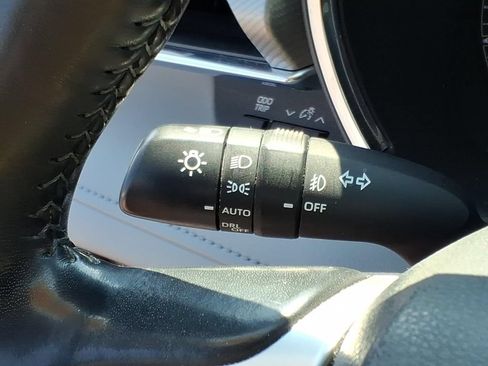 Used 2022 Toyota Highlander Platinum AWD/4WD image 19