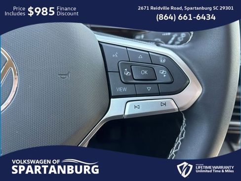 Used 2024 Volkswagen Atlas SE image 6