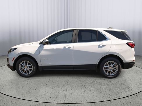 Used 2024 Chevrolet Equinox LT AWD/4WD image 19