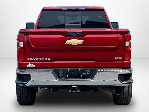 Used 2023 Chevrolet Silverado 2500 LTZ AWD/4WD image 7