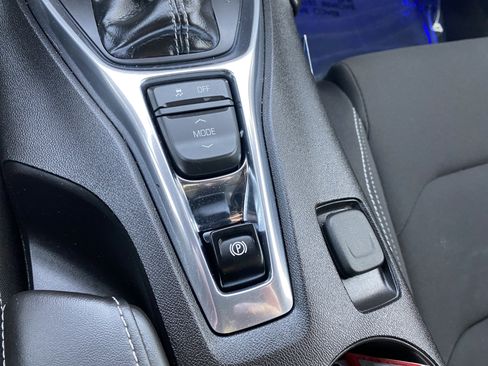 Used 2018 Chevrolet Camaro LT image 32
