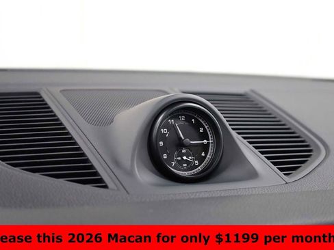 Certified 2026 Porsche Macan image 18