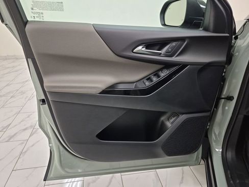 New 2026 Chevrolet Equinox LT w/ Convenience Package II image 23