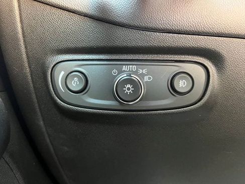 Used 2020 Chevrolet Equinox Premier FWD image 13