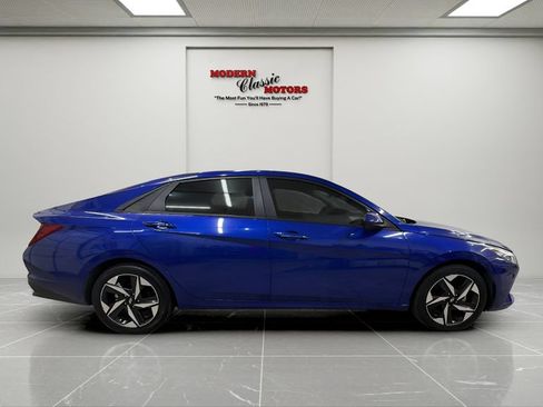 Used 2023 Hyundai Elantra SEL w/ Convenience Package FWD image 6