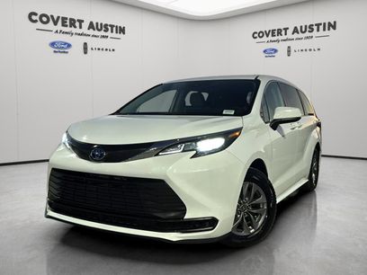 Used 2024 Toyota Sienna LE
