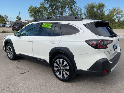 Used 2023 Subaru Outback Limited AWD/4WD image 4