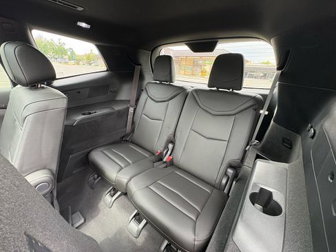 Used 2021 Cadillac XT6 Sport AWD/4WD image 19