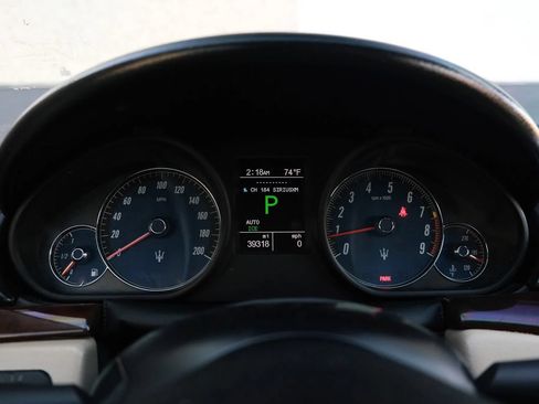 Used 2010 Maserati GranTurismo Coupe RWD image 27