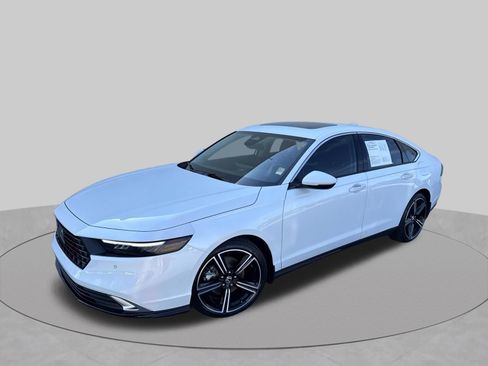 Used 2026 Honda Accord Touring image 1