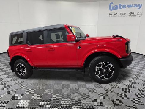 Used 2024 Ford Bronco Outer Banks AWD/4WD image 1