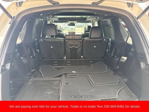 Used 2025 Honda Pilot Black Edition image 46