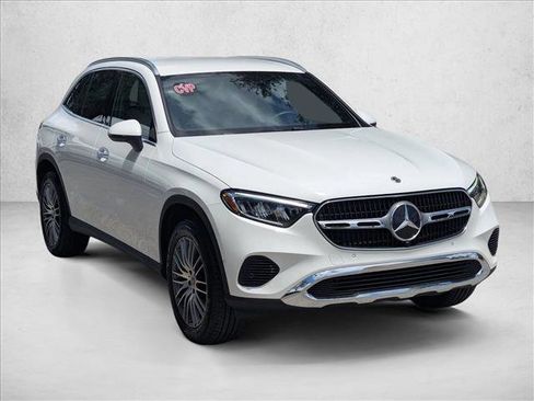Certified 2026 Mercedes-Benz GLC 300 image 3
